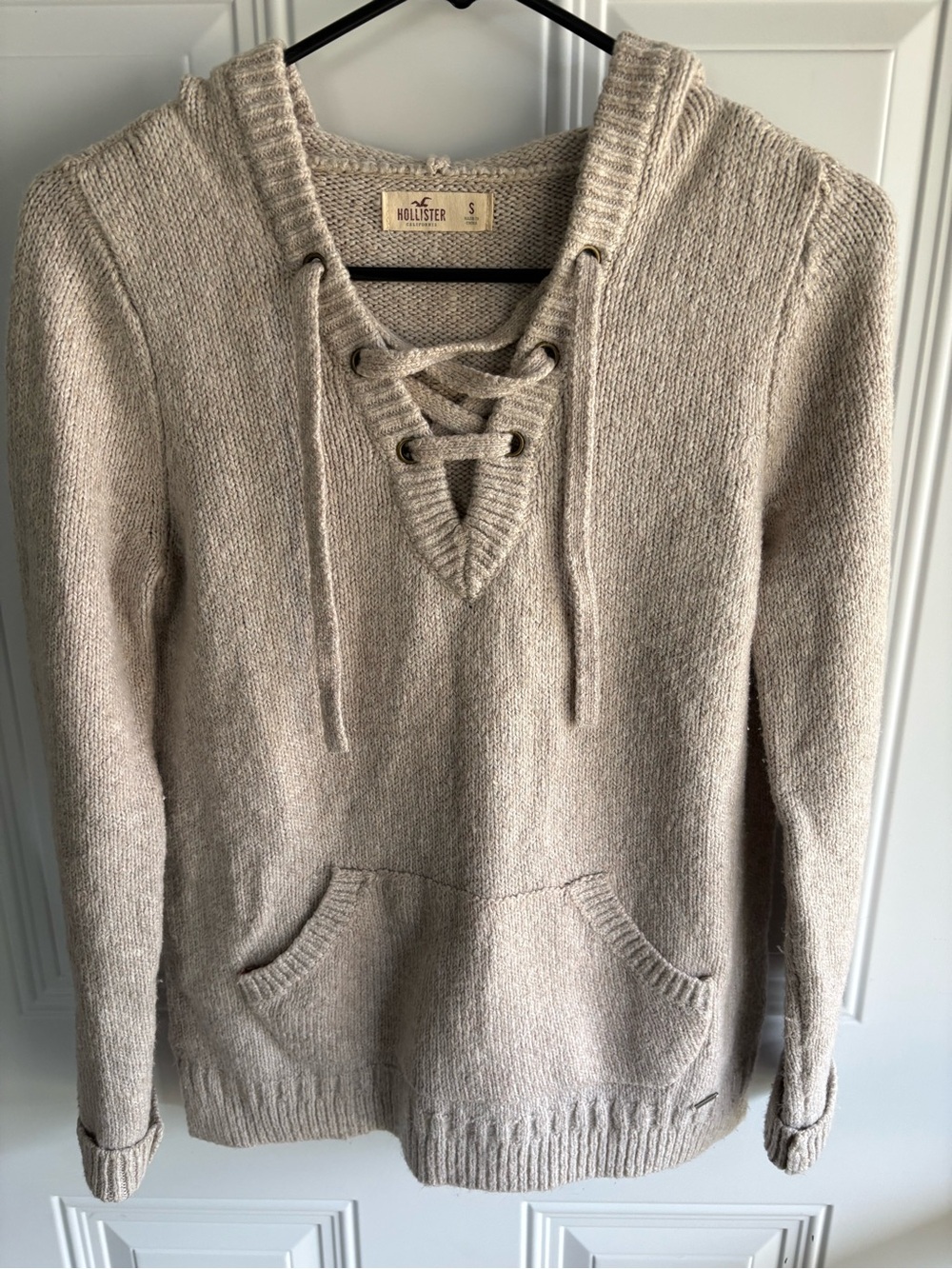 Hollister Lace-Up V-Neck Hooded Sweater in Light Taupe
